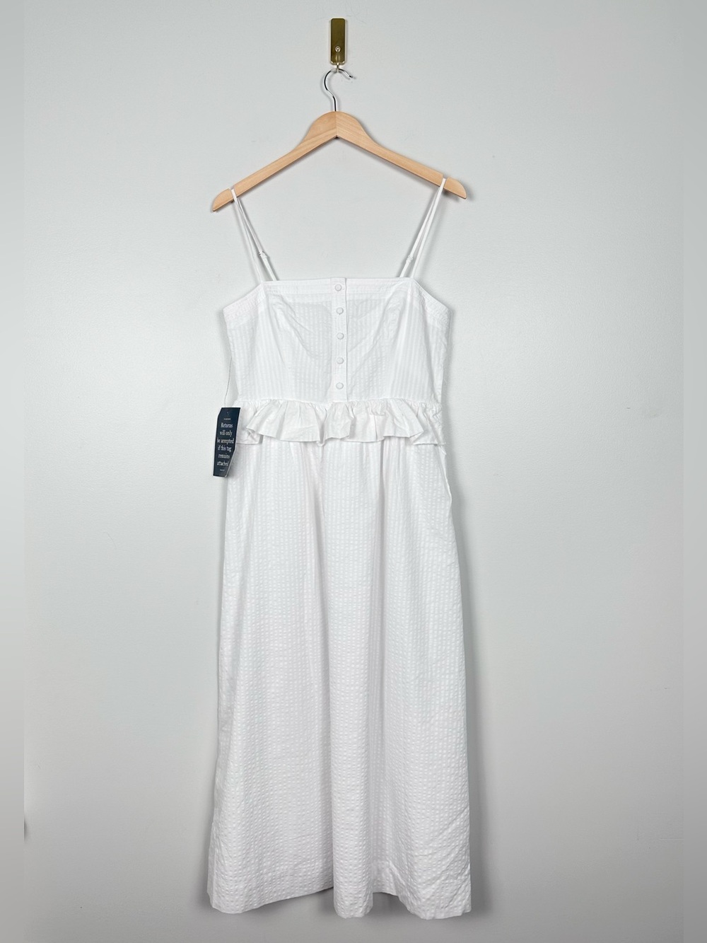 TUCKERNUCK White Shadow Seersucker Maddy Dress - Picture 2 of 10